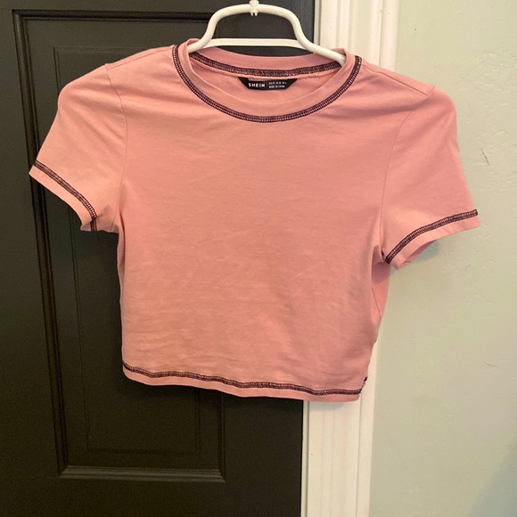 Cute dragon crop shirt and pink crop shirt! - Picture 4 of 4